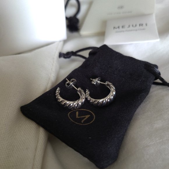 Mejuri Jewelry - Mejuri Sterling Silver Croissant Dome Hoops